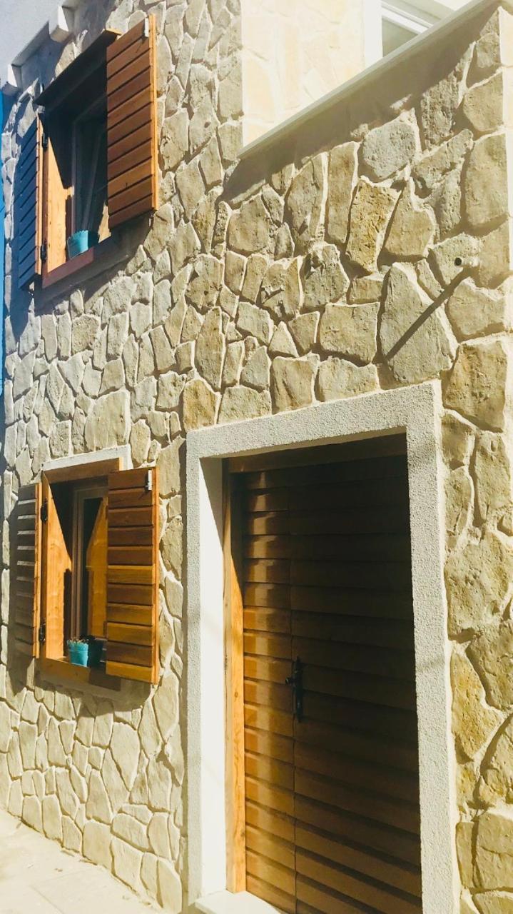 Apartman Bervida Murter Esterno foto