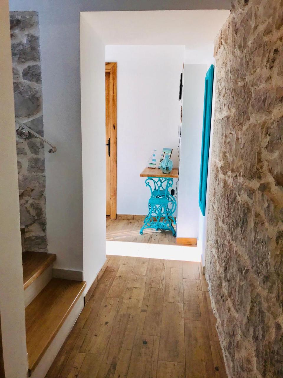 Apartman Bervida Murter Esterno foto