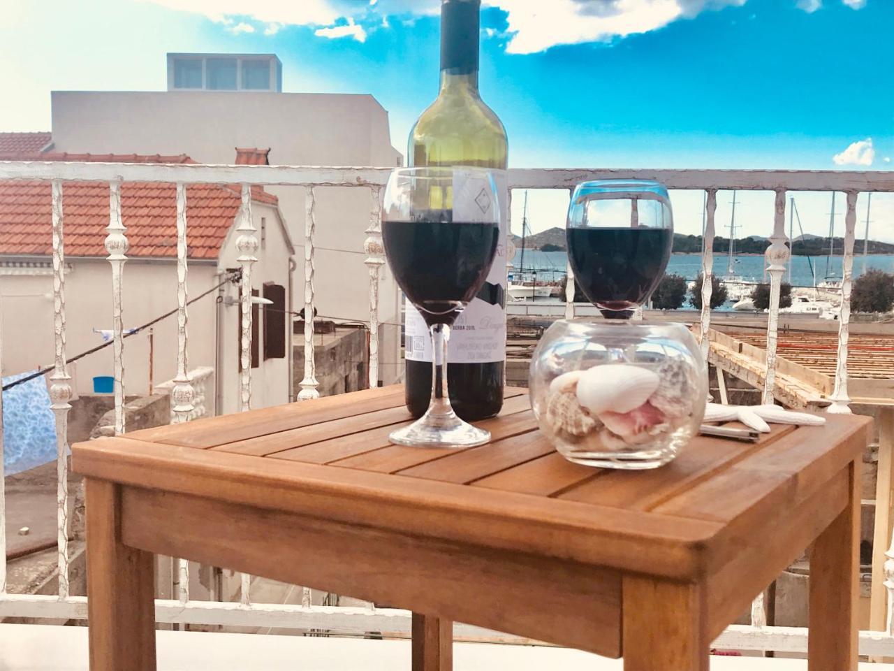 Apartman Bervida Murter Esterno foto