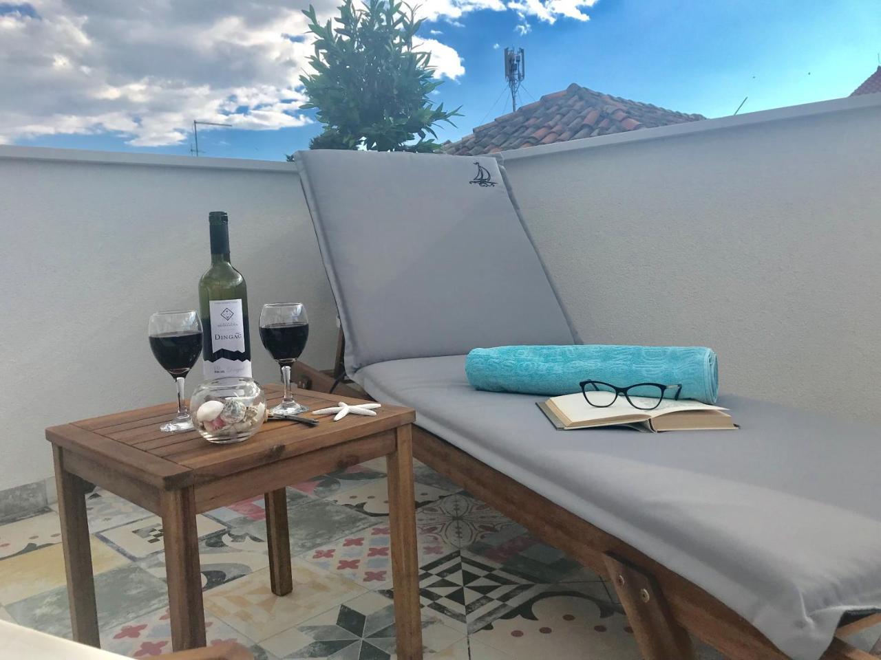 Apartman Bervida Murter Esterno foto