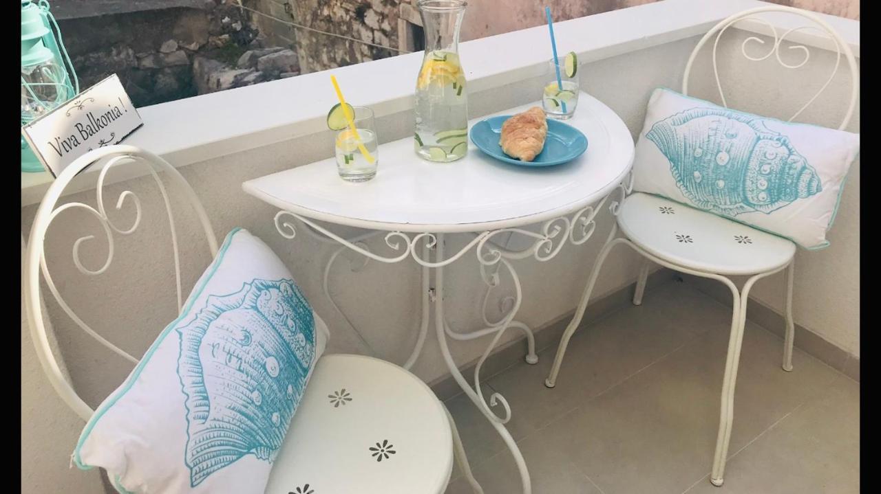 Apartman Bervida Murter Esterno foto